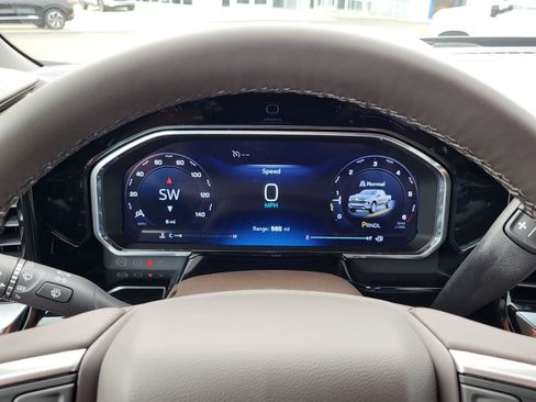 New 2026 Chevrolet Silverado 1500 LT w/ Texas Edition Plus RWD image 16