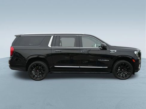 Used 2022 GMC Yukon XL SLT w/ SLT Premium Package AWD/4WD image 10