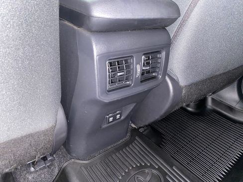 Used 2019 Toyota RAV4 XLE w/ Convenience Package AWD/4WD image 14