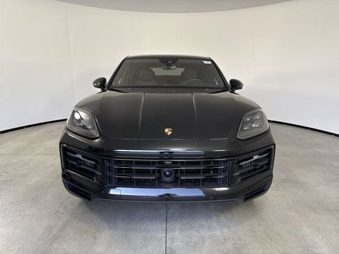 Certified 2026 Porsche Cayenne S AWD/4WD image 10