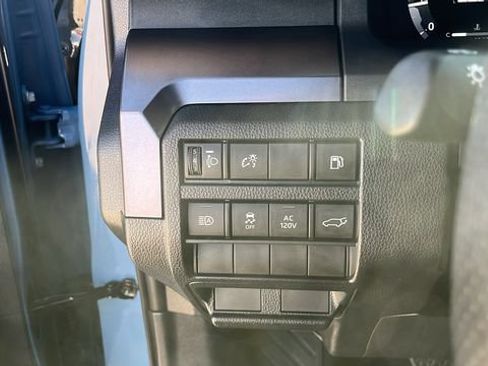Used 2026 Toyota 4Runner TRD Off-Road Premium AWD/4WD image 8