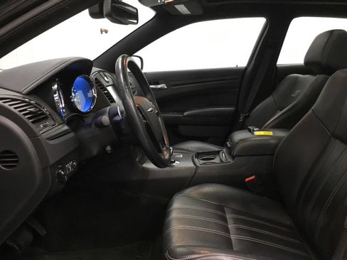 Used 2013 Chrysler 300 S w/ Luxury Group AWD/4WD image 5