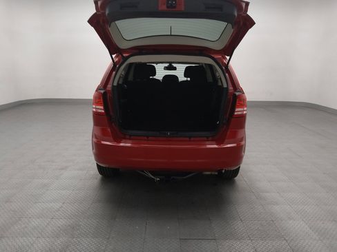 Used 2020 Dodge Journey SE w/ SE Popular Equipment Group FWD image 29