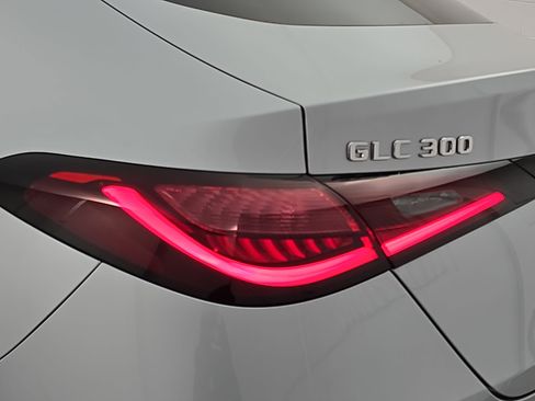 New 2026 Mercedes-Benz GLC 300 4MATIC image 35