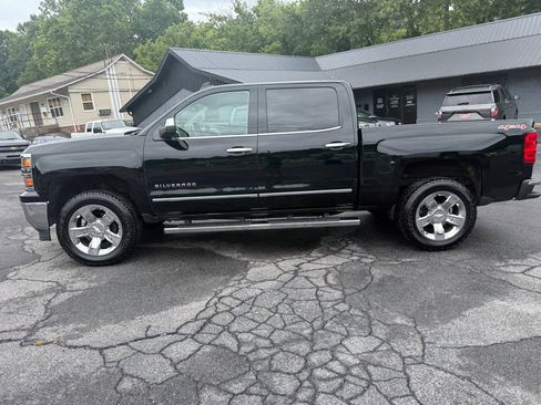 Used 2015 Chevrolet Silverado 1500 LTZ w/ LTZ Plus Package AWD/4WD image 18