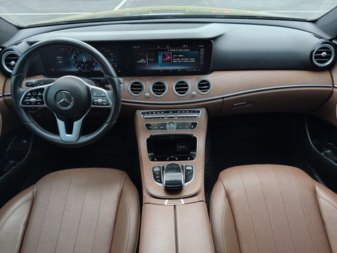 Used 2020 Mercedes-Benz E 350 Sedan image 10