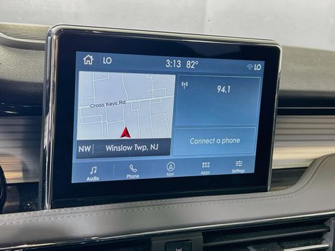 Used 2021 Lincoln Corsair AWD w/ Premium Package image 13