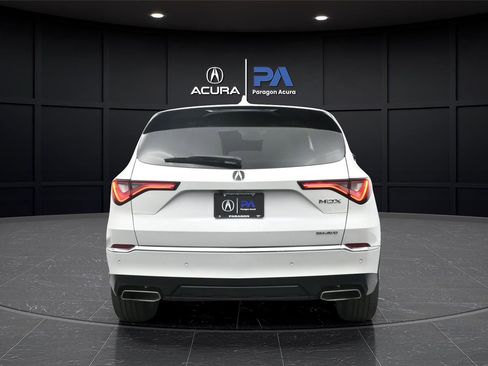 Certified 2024 Acura MDX SH-AWD w/ Technology Package image 32