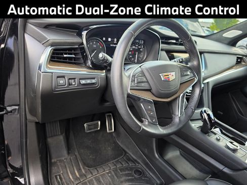 Used 2023 Cadillac XT5 Premium Luxury w/ Platinum Package AWD/4WD image 12