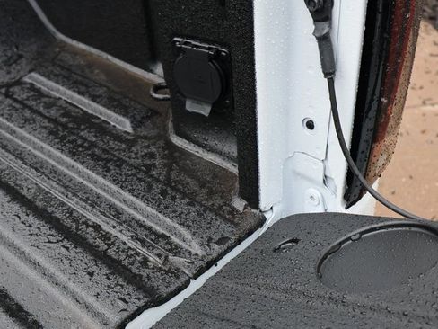 New 2026 GMC Sierra 2500 AT4 w/ AT4 Premium Plus Package image 17