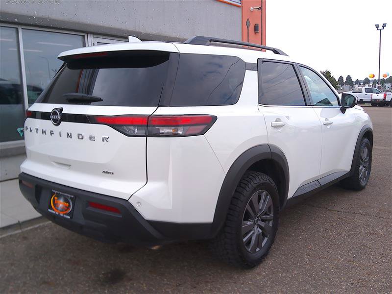Used 2025 Nissan Pathfinder SV AWD/4WD image 3