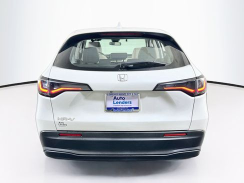 Used 2023 Honda HR-V LX image 6