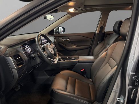 Certified 2023 Nissan Rogue SV w/ SV Premium B Package image 9