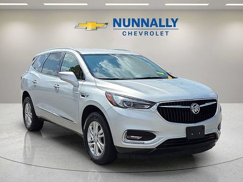 Used 2019 Buick Enclave Essence FWD image 7