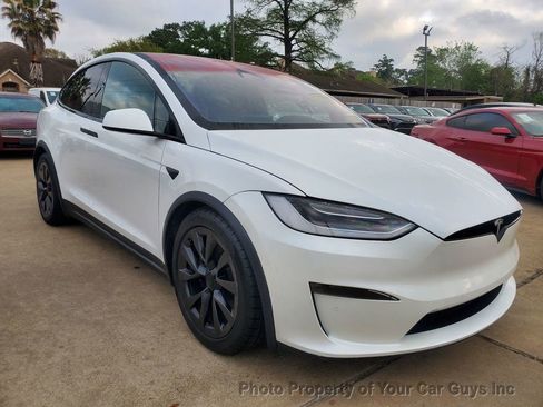 Used 2022 Tesla Model X image 12