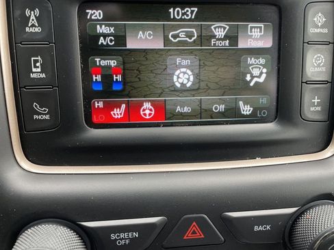 Used 2017 Jeep Grand Cherokee Laredo w/ Quick Order Package 23E image 21