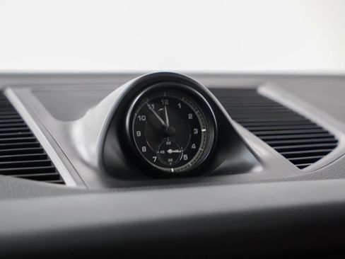 Used 2022 Porsche Macan image 29