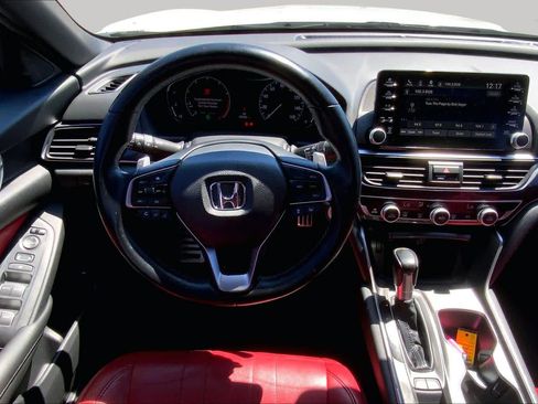 Used 2019 Honda Accord Sport image 6
