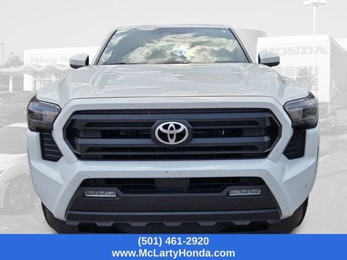 Used 2025 Toyota Tacoma SR5 AWD/4WD image 2