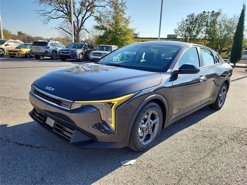 New 2025 Kia K4 LXS image 7