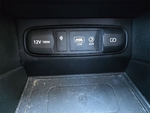 Used 2019 Hyundai Santa Fe AWD image 37