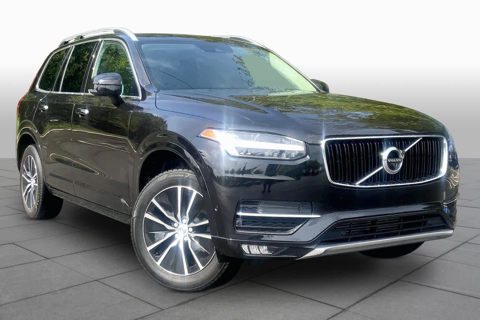 Used 2018 Volvo XC90 T5 Momentum w/ Convenience Package FWD image 3