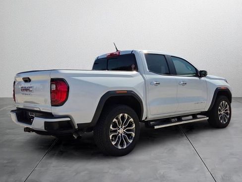 Used 2024 GMC Canyon Denali AWD/4WD image 4