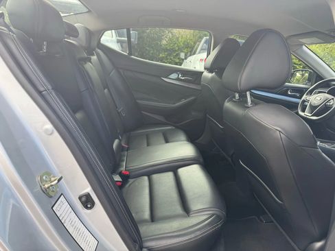 Used 2017 Nissan Maxima 3.5 SV image 15