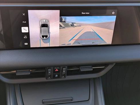 Used 2025 Porsche Macan Electric image 19