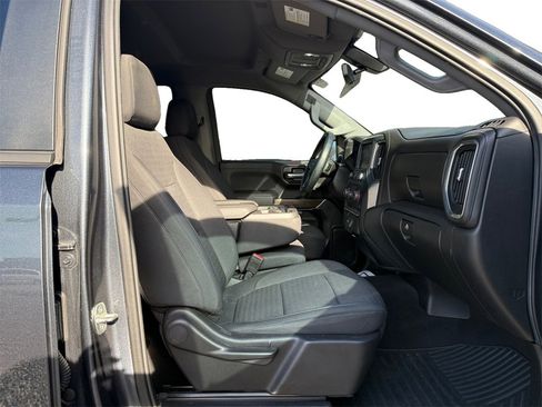 Used 2022 Chevrolet Silverado 1500 RST image 15