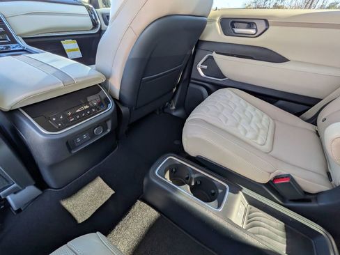 New 2026 Nissan Armada Platinum Reserve image 26