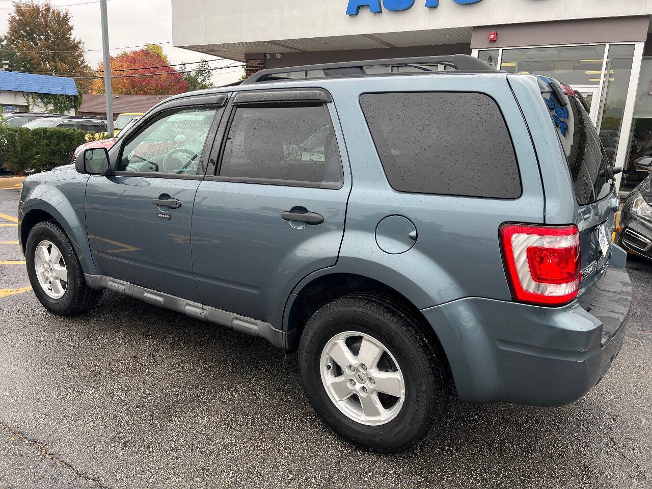 Used 2010 Ford Escape XLT FWD image 13