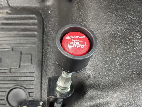 New 2025 Ford F550 2WD Regular Cab Super Duty image 19