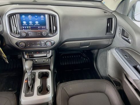 Used 2022 Chevrolet Colorado LT w/ Fleet Safety Package RWD image 21