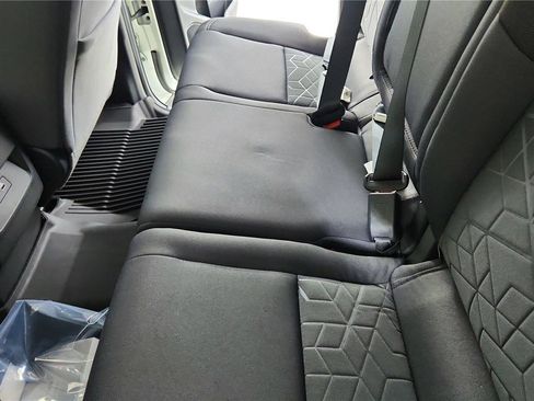 New 2026 Nissan Frontier SV w/ All-Weather Content Package image 19