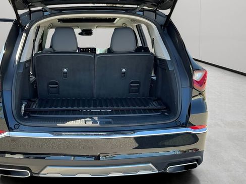 Used 2025 Acura MDX FWD image 15