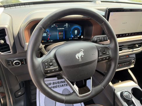 Used 2025 Ford Bronco Sport Outer Banks w/ Outer Banks Tech Package+ AWD/4WD image 20