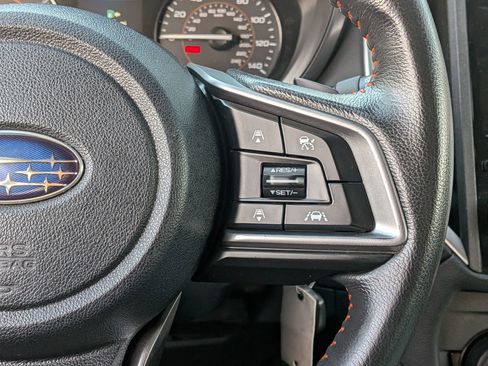 Used 2019 Subaru Crosstrek 2.0i Premium AWD/4WD image 16