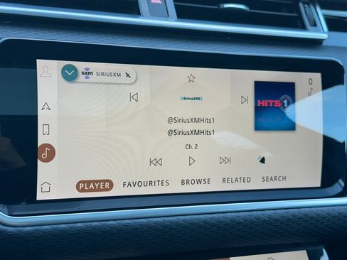 Used 2023 Land Rover Range Rover Velar R-Dynamic S image 24