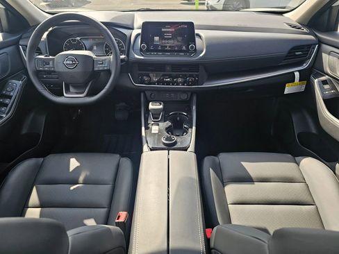 New 2026 Nissan Rogue Dark Armor AWD/4WD image 9