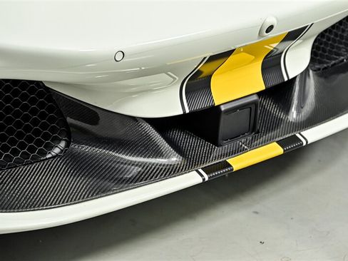 Used 2022 Ferrari F8 Tributo RWD image 4