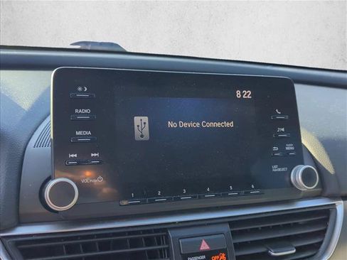 Used 2019 Honda Accord LX image 17