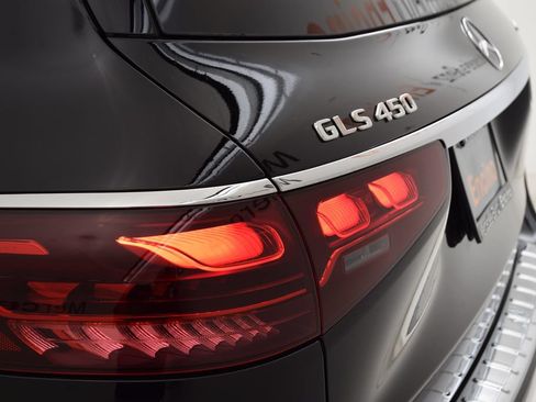 New 2026 Mercedes-Benz GLS 450 4MATIC image 13
