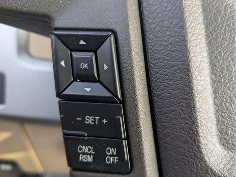 Used 2011 Ford F150 Lariat w/ Lariat Plus Pkg image 16