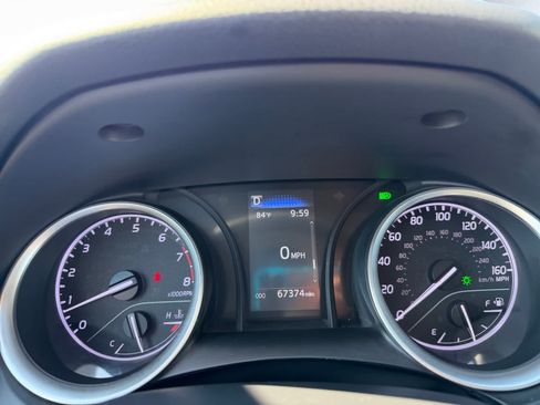 Used 2021 Toyota Camry LE FWD image 9