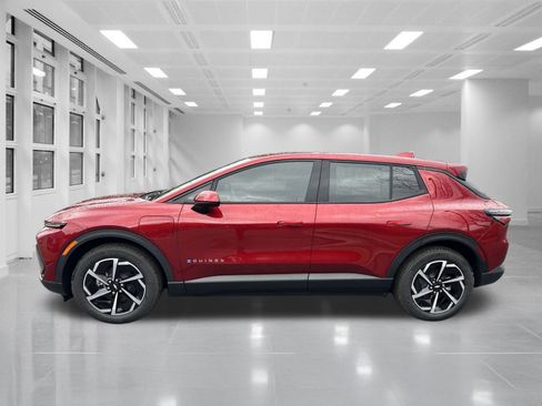 New 2026 Chevrolet Equinox EV LT image 8