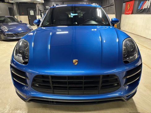 Used 2017 Porsche Macan Turbo image 4