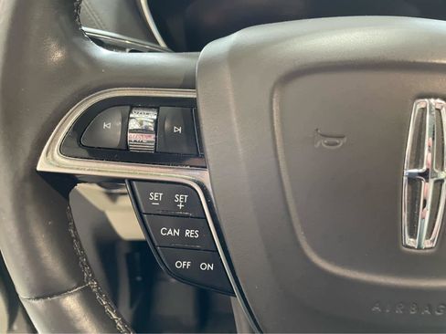 Used 2020 Lincoln Nautilus Reserve w/ Cargo Utility Package image 30
