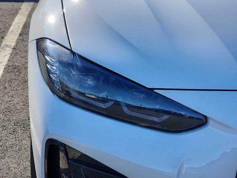 Certified 2023 BMW 430i xDrive Convertible w/ M Sport Package image 3