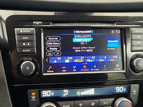 Used 2020 Nissan Rogue SL image 18